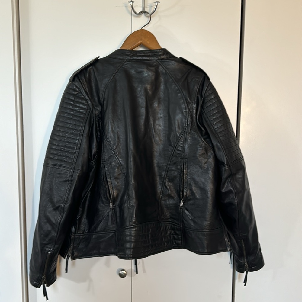 Women’s Motorcycle Jacket | Genuine Leather - Picture 12 of 16